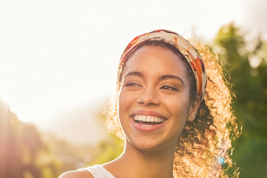 sheryll muhammad - 10 Habits Keeping Ambitious Women Broke